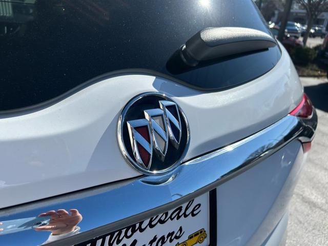 Photo of 2020 White Buick Enclave