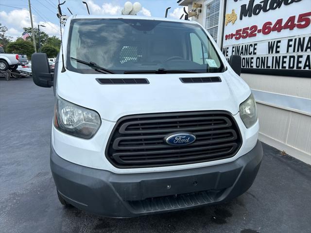 Photo of 2016 Oxford White Ford Transit-250