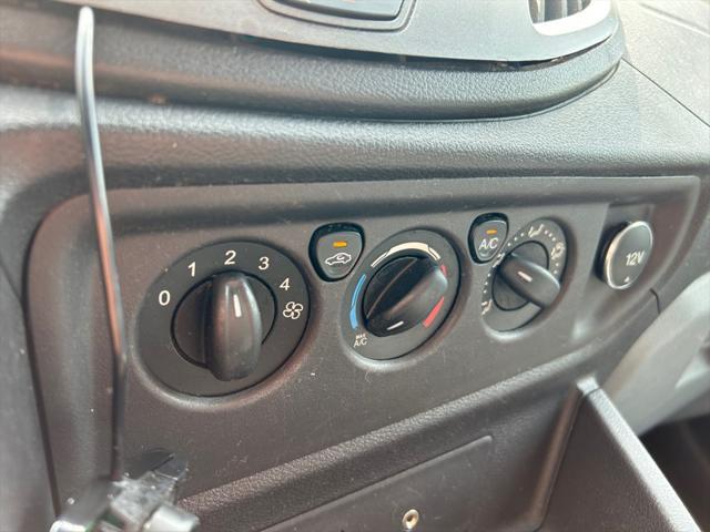 Photo of 2016 Oxford White Ford Transit-250