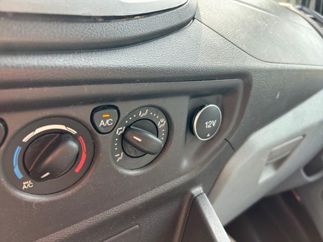 Photo of 2016 Oxford White Ford Transit-250