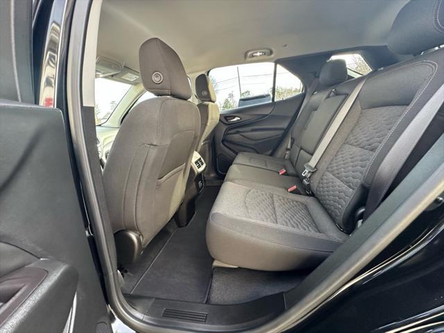 Photo of 2021 Mosaic Black Metallic Chevrolet Equinox