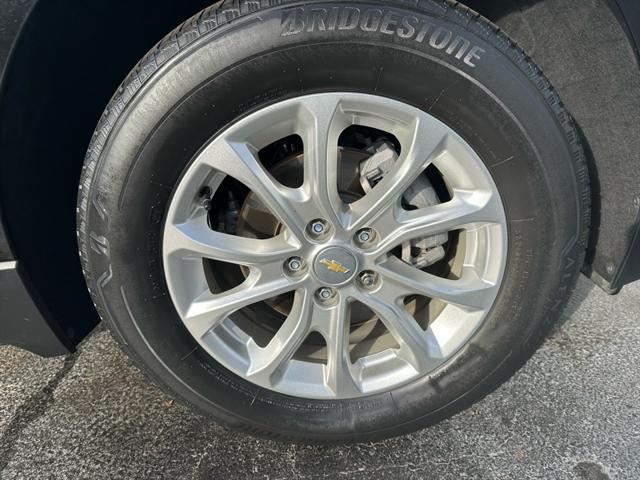 Photo of 2021 Mosaic Black Metallic Chevrolet Equinox