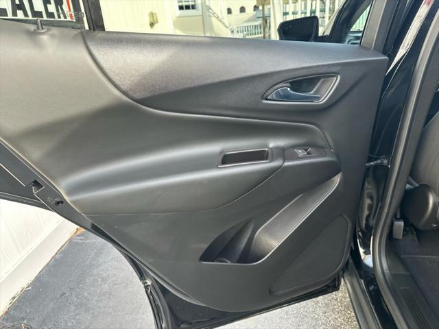 Photo of 2021 Mosaic Black Metallic Chevrolet Equinox