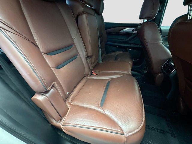 Photo of 2017 Snowflake White Pearl Mica Mazda CX-9