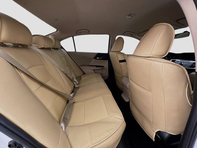 Photo of 2017 White Orchid Pearl Honda Accord