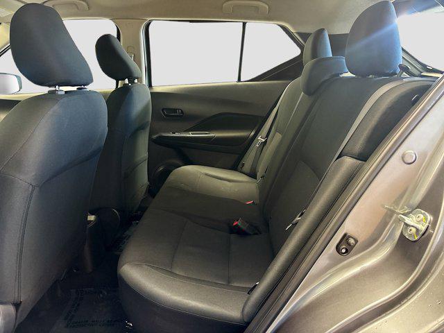 Photo of 2023 Gun Metallic Nissan Kicks