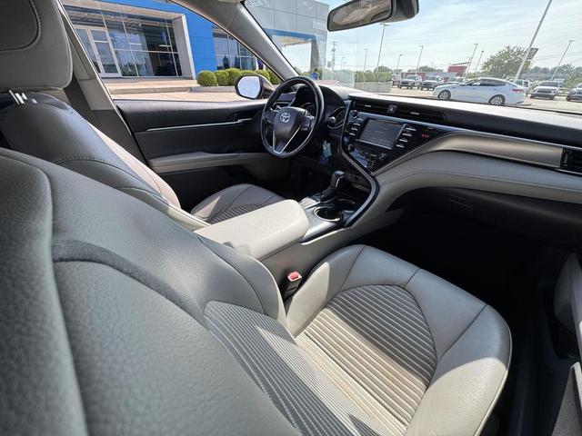 Photo of 2019 Celestial Silver Metallic Toyota Camry