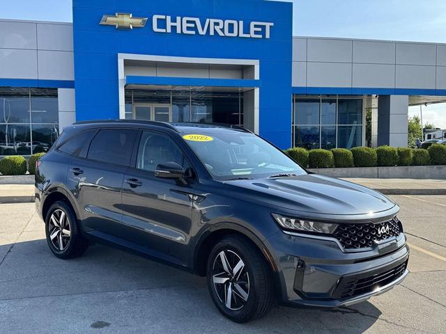 Photo of 2022 Gravity Grey Kia Sorento