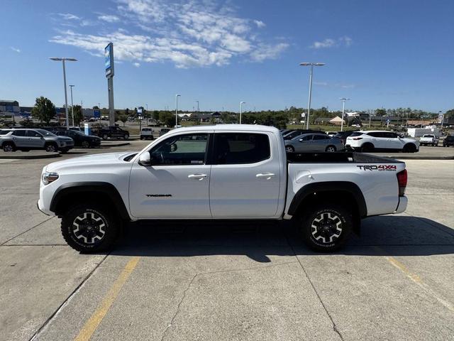 Photo of 2019 Super White Toyota Tacoma