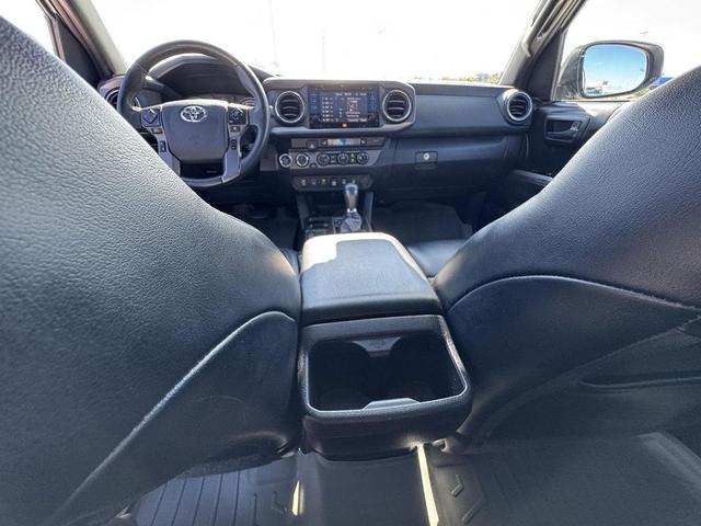 Photo of 2019 Super White Toyota Tacoma