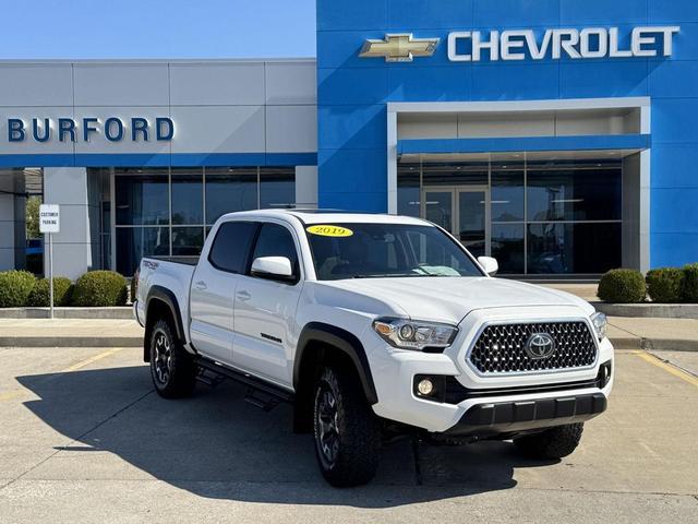 Photo of 2019 Super White Toyota Tacoma
