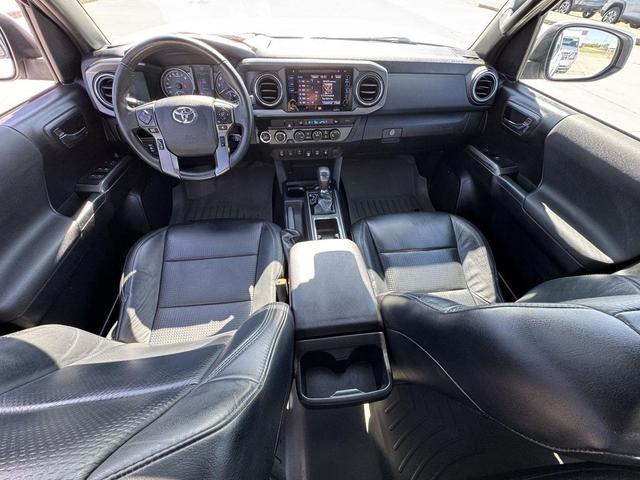 Photo of 2019 Super White Toyota Tacoma