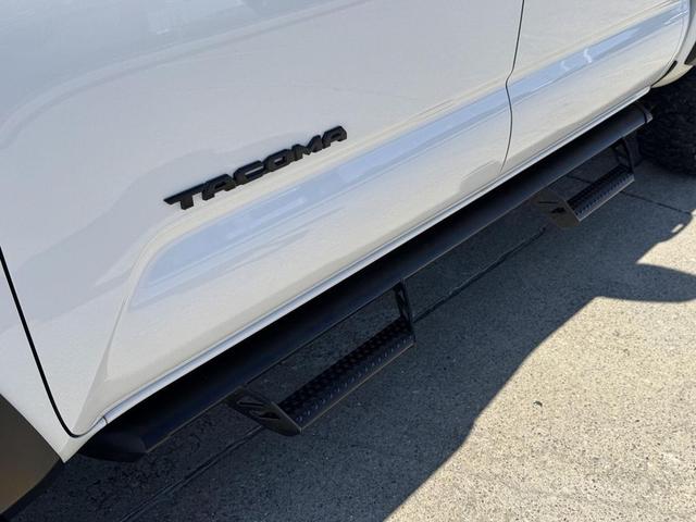 Photo of 2019 Super White Toyota Tacoma