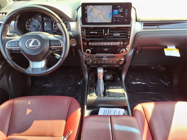 Photo of 2022 Gray Lexus GX 460