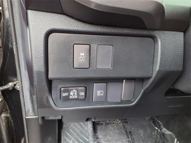 Photo of 2021 Black Toyota Tacoma