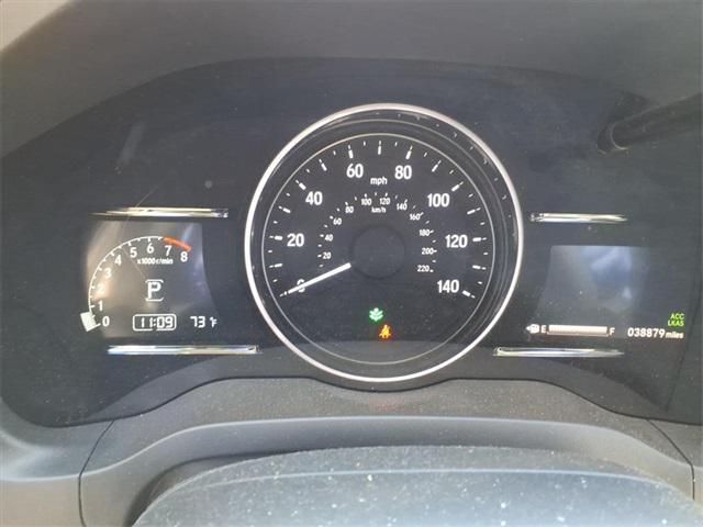 Photo of 2021 White Honda HR-V