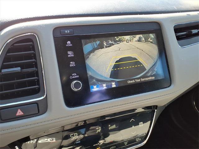 Photo of 2021 White Honda HR-V