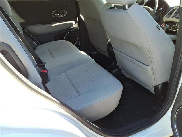 Photo of 2021 White Honda HR-V