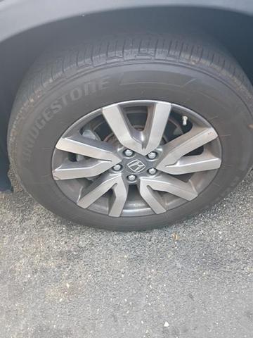 Photo of 2020 Silver Honda Pilot