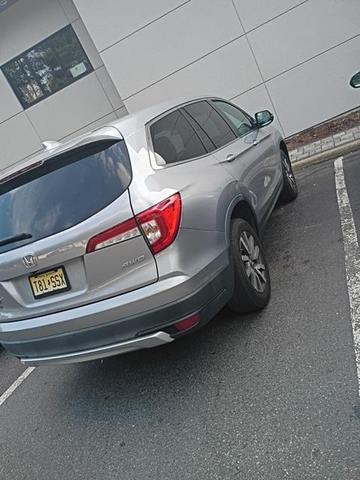Photo of 2020 Silver Honda Pilot