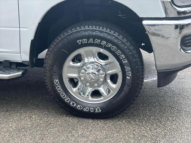 Photo of 2024 Bright White Clearcoat RAM 3500