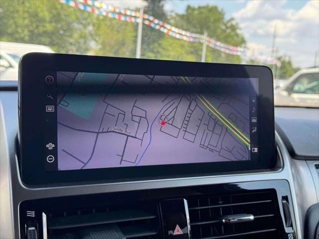Photo of 2022 Starfire Pearl Lexus GX 460