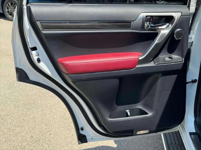 Photo of 2022 Starfire Pearl Lexus GX 460