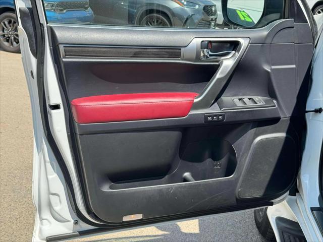 Photo of 2022 Starfire Pearl Lexus GX 460