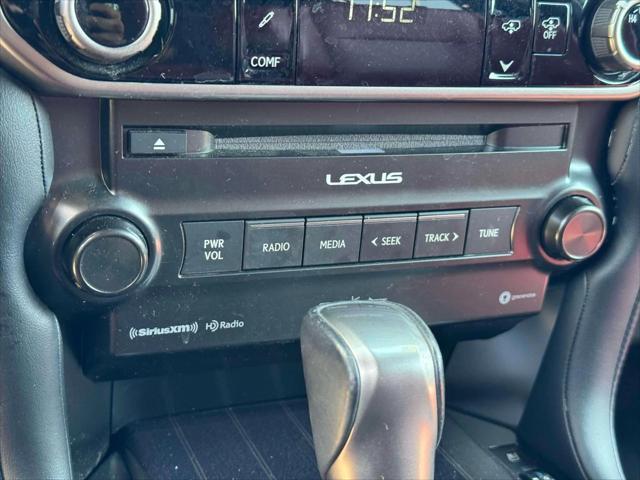 Photo of 2022 Starfire Pearl Lexus GX 460