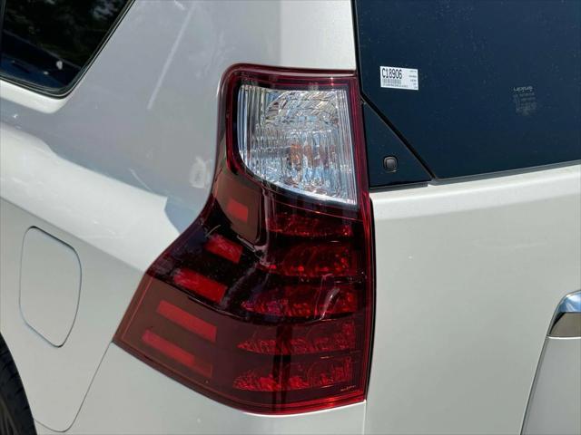 Photo of 2022 Starfire Pearl Lexus GX 460