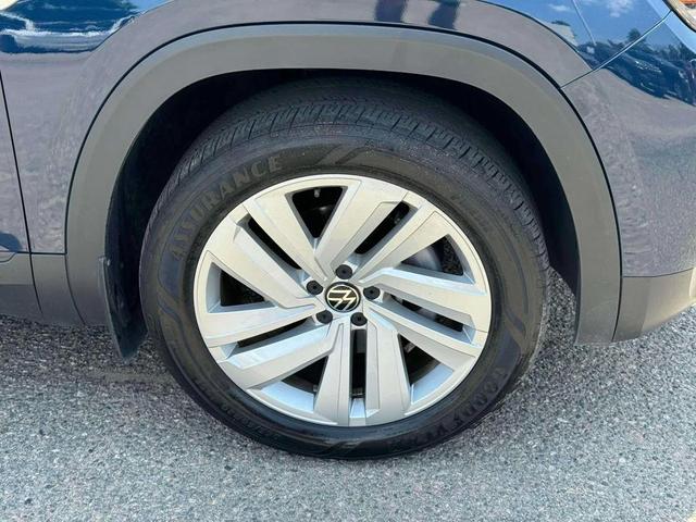 Photo of 2023 Tourmaline Blue Metallic Volkswagen Atlas Cross Sport