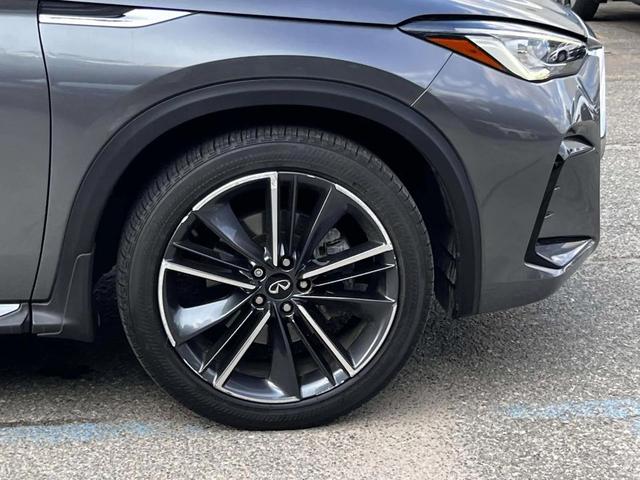 Photo of 2023 Graphite Shadow INFINITI QX55