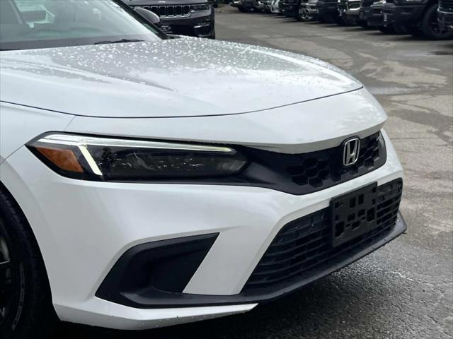 Photo of 2022 Platinum White Pearl Honda Civic