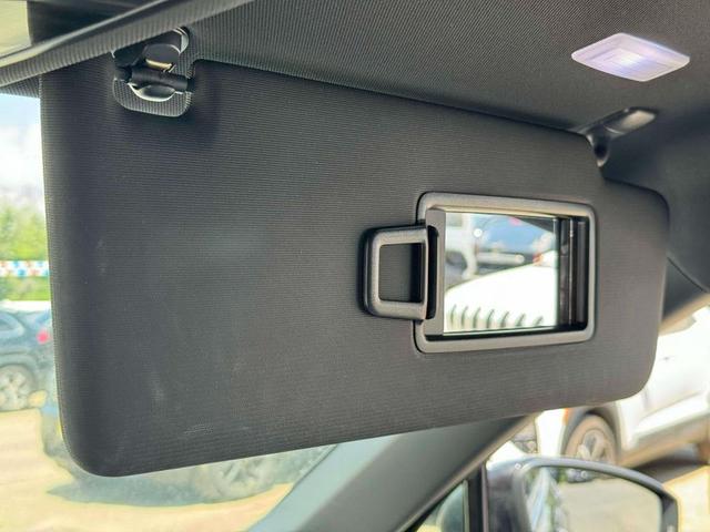 Photo of 2022 Deep Black Pearl Volkswagen Tiguan