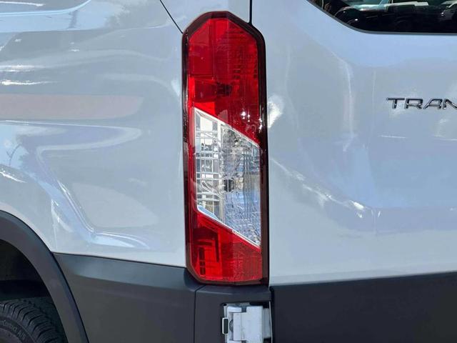 Photo of 2024 Oxford White Ford Transit-250