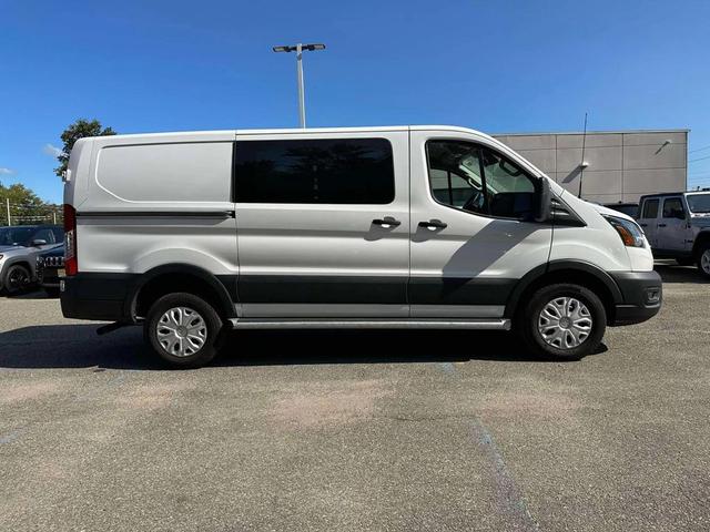 Photo of 2024 Oxford White Ford Transit-250