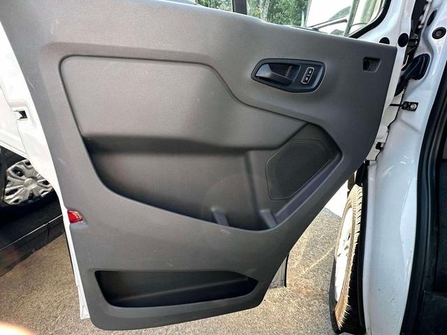 Photo of 2024 Oxford White Ford Transit-250
