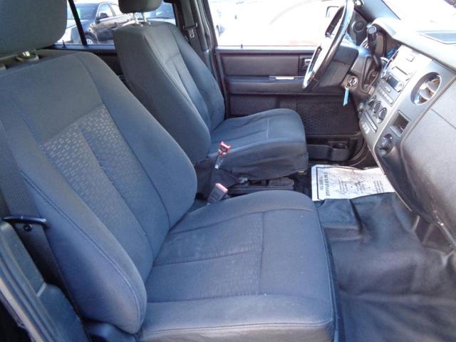 Photo of 2016 Black Ford Expedition