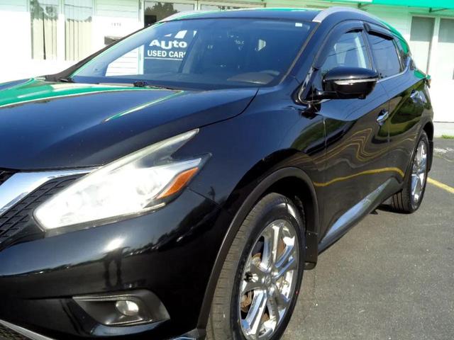 Photo of 2015 Black Nissan Murano