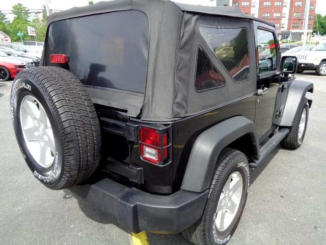 Photo of 2014 Black Jeep Wrangler