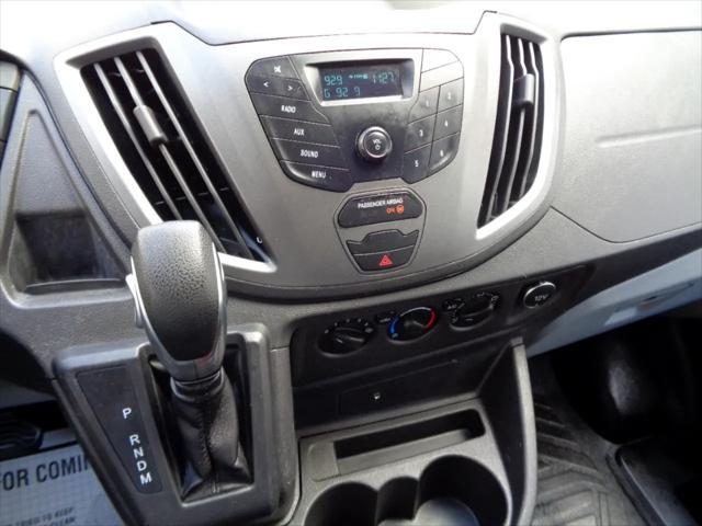 Photo of 2019 White Ford Transit-250