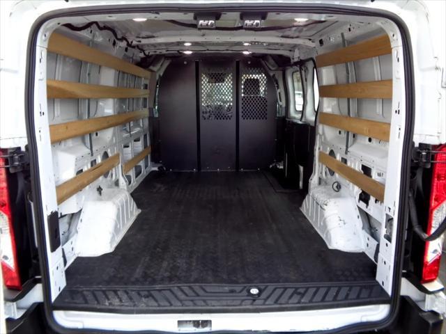 Photo of 2019 White Ford Transit-250