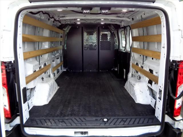 Photo of 2019 White Ford Transit-250