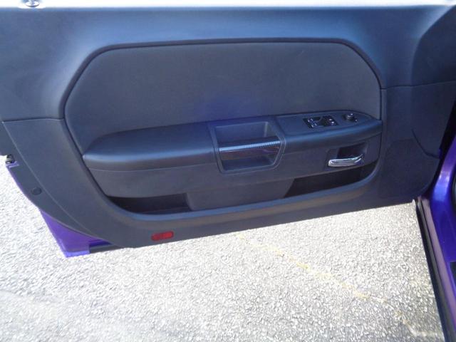 Photo of 2013 Purple Dodge Challenger