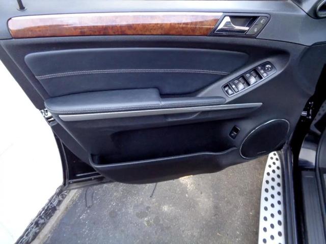 Photo of 2012 Black Mercedes-Benz GL-Class