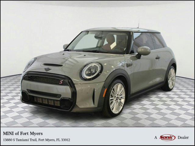 2023 MINI Hardtop