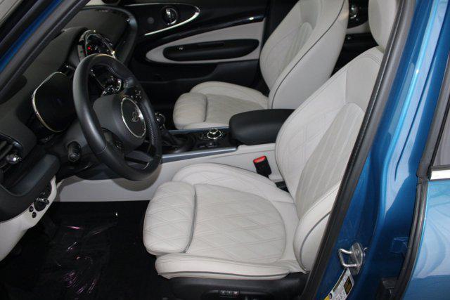 Photo of 2022 Island Blue Metallic MINI Clubman