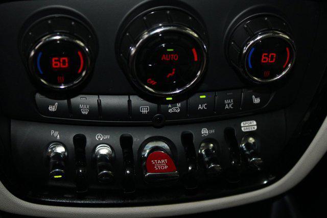 Photo of 2022 Island Blue Metallic MINI Clubman