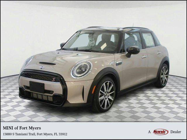 2023 MINI Hardtop