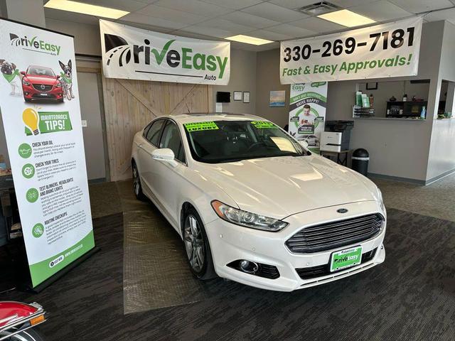 Photo of 2013 White Ford Fusion